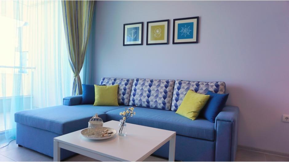 Apartments Obzor first line sea Aurora B606