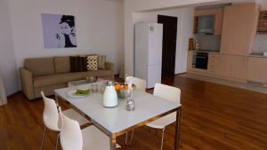 Бяла Виста Клиф А12