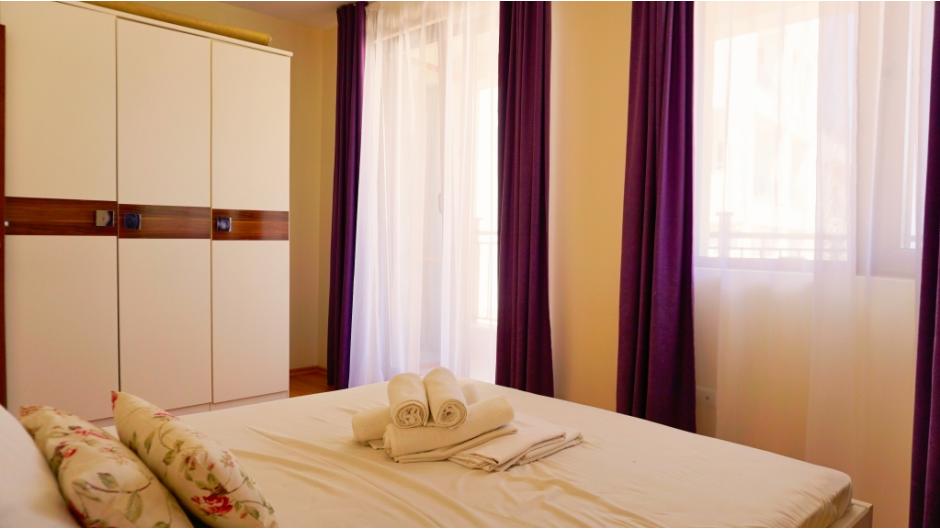 Wardrobe Byala Vista D13