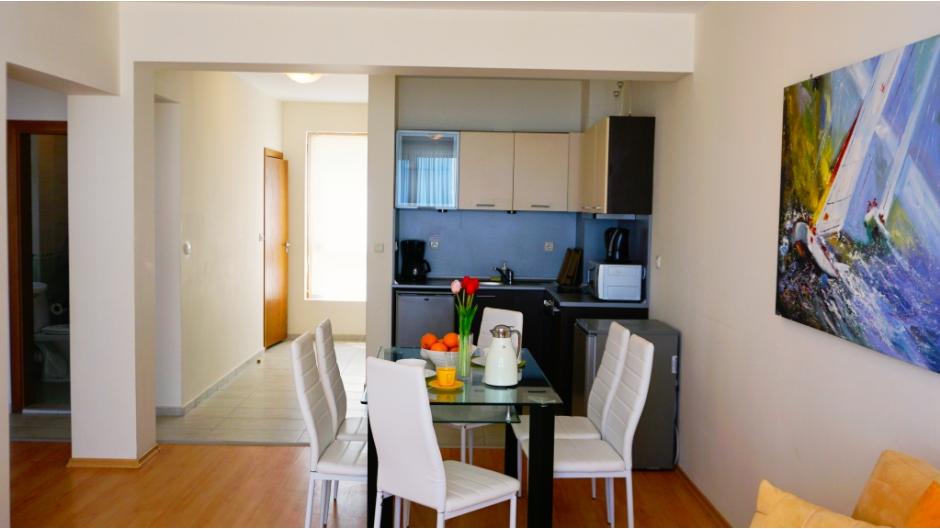 Dining area Byala Vista D13