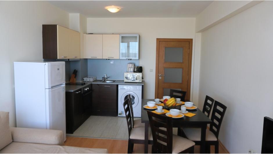 Dining room Byala Vista C32