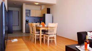 Dining area Byala Vista D23